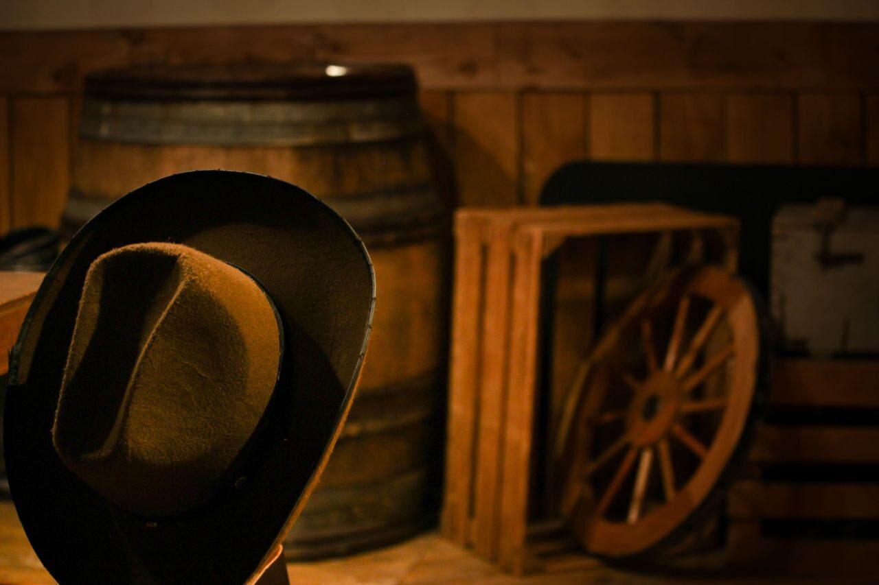 Voyage heur est un centre de loisir qui propose des escapes games, du lancer de haches et un bar à jeux